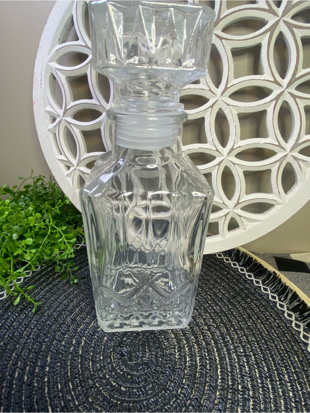 Vintage Bormioli Rocco Square Decanter With Square Topper 32oz & 9‎ 1/2" Tall